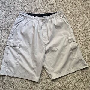 Men’s On Line beige cargo shorts swim trunks size M